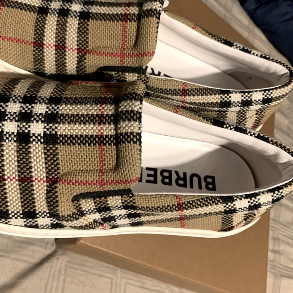 Burberry Slip Ons- Size: 10.5